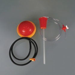 Fu&szlig;pumpen OTAL&reg;, PP, mit Schlauch und Hahn